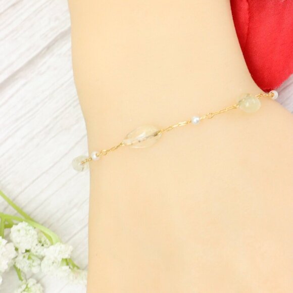 "Trendy Handmade Bracelet – A Thoughtful Gift for Girls & Women | UNVRC1704 - Picture 9 of 10